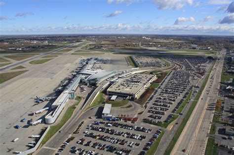 New york buffalo airport - Buffalo Airport is a significant gateway located in Buffalo, New York, facilitating connections for travelers through various airlines such as Delta, Southwest, and JetBlue. It handles an average of 110 flights daily, offering nonstop services to …